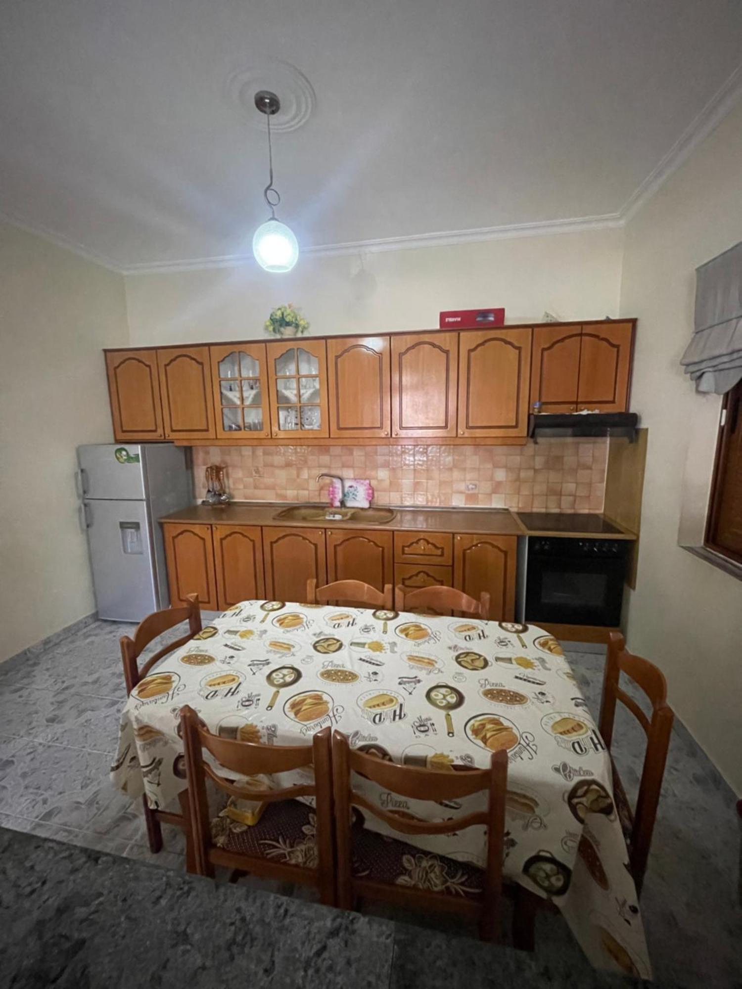 Villa Festim Ксамил Екстериор снимка